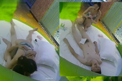 酒店摄像头绿叶房偷拍小哥约炮气质苗条模特穿上情趣睡衣啪啪动作生硬几下就射了