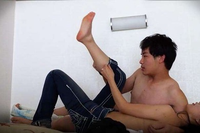 情侣自拍90后情侣爱爱就是要自拍