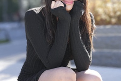 异国素人女孩在 AV 采访期间突然性交 阿米莉亚